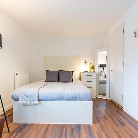 Ensuite Bedrooms With Shared Kitchen At Hollingbury House In Brighton Exterior foto
